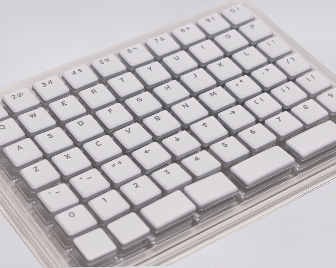 MBK Legend‡ Glow R2 White